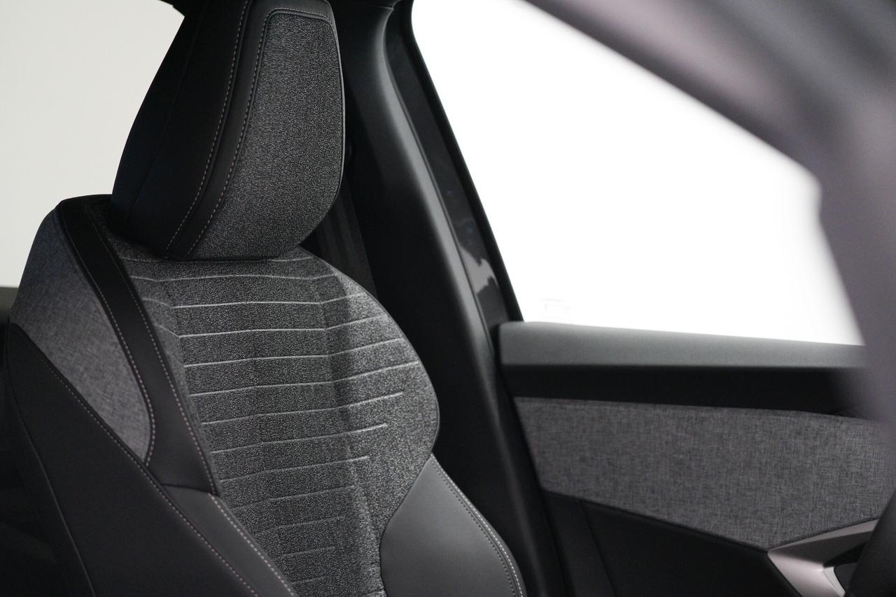Peugeot 3008 Hybrid 136 e-DCS6 Allure