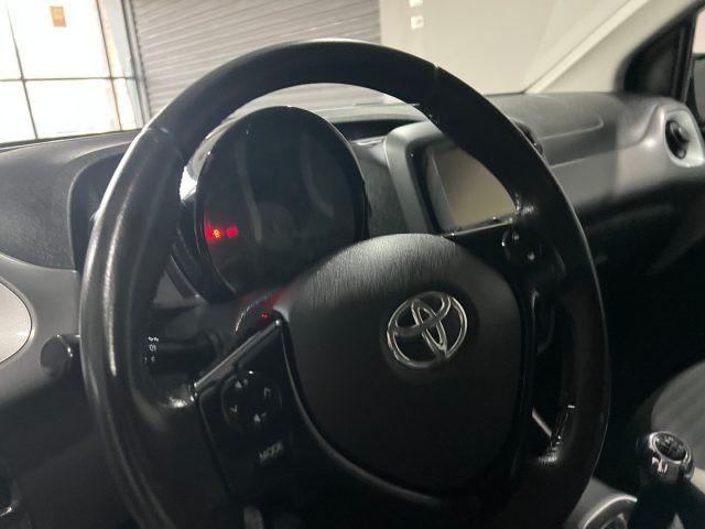 TOYOTA Aygo Connect 1.0 VVT-i 72 CV 5 porte