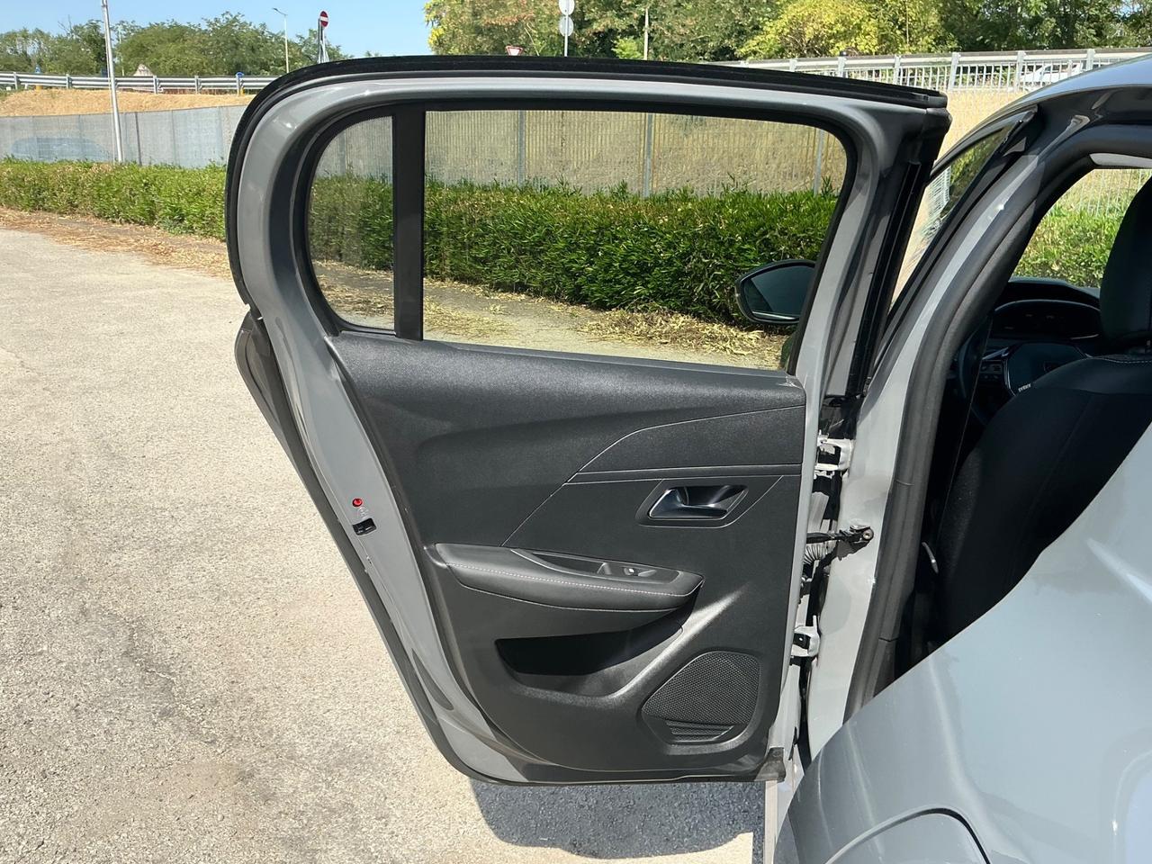 Peugeot 208 1.2 100 Stop&Start 5 porte Allure