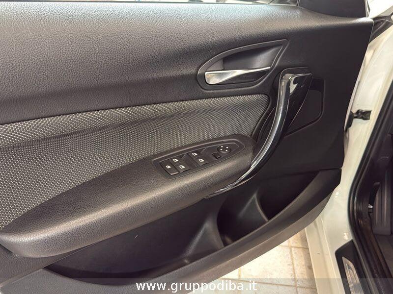 BMW Serie 1 F20-F21 2015 Diesel 118d Urban 5p