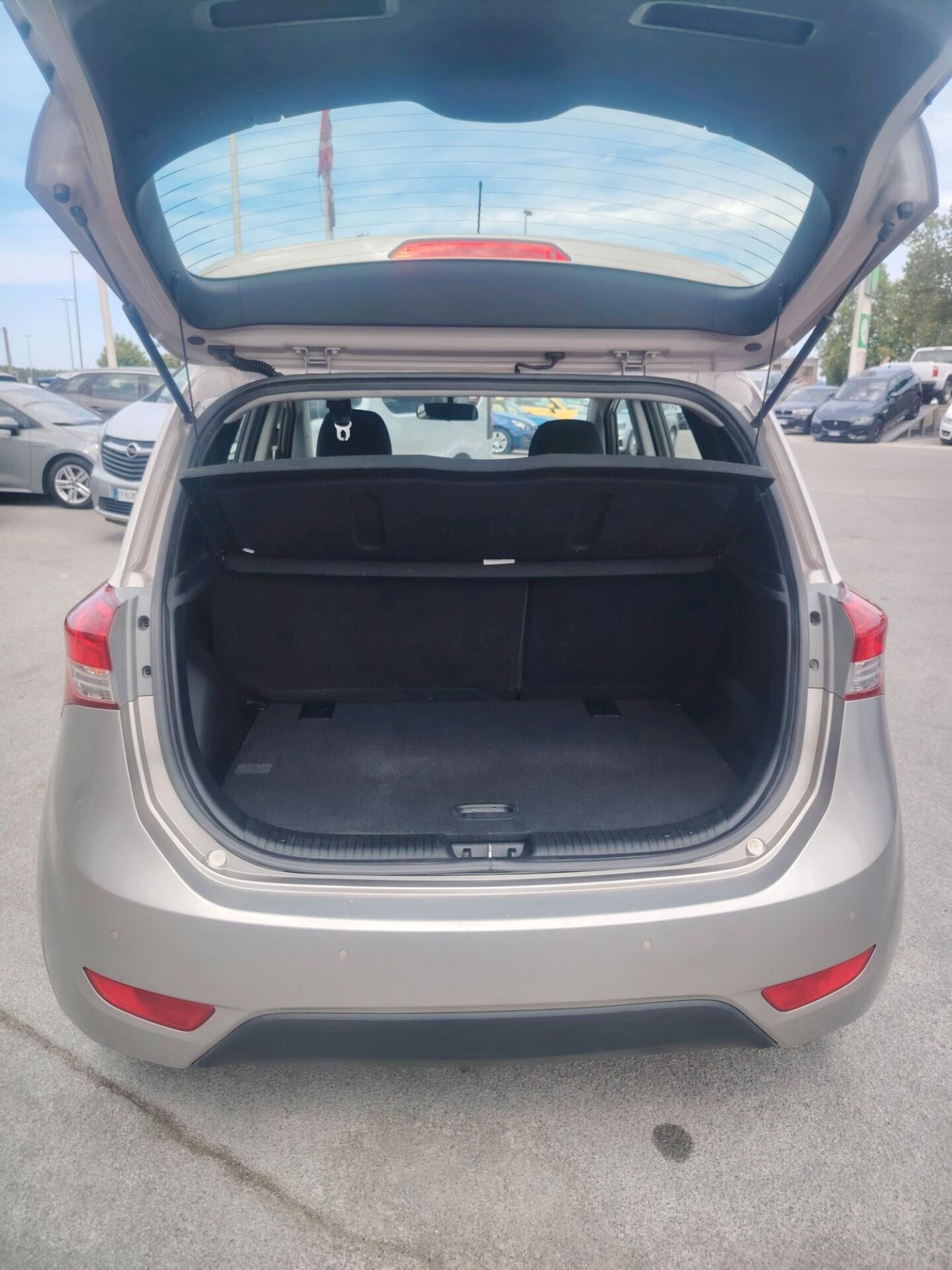 Hyundai iX20 1.4 90 CV XPossible - NEOPATENTATI