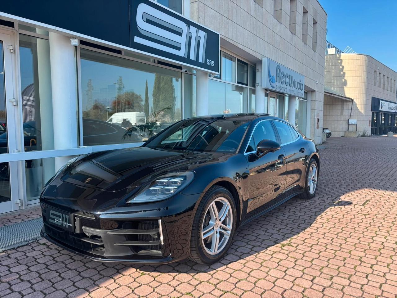 Porsche Panamera 2.9