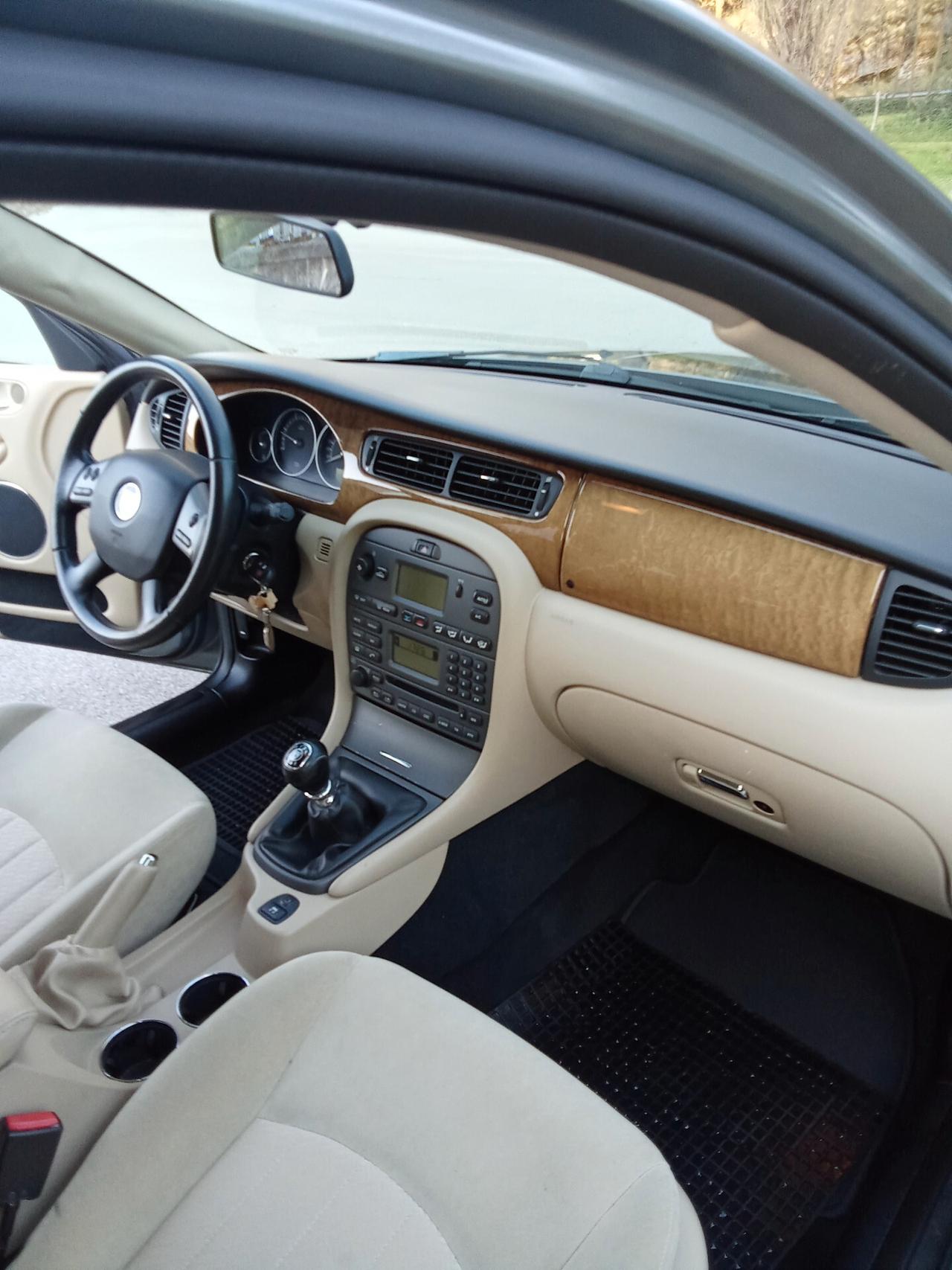 Jaguar X-Type 2.2D cat Wagon nuovo nuovo