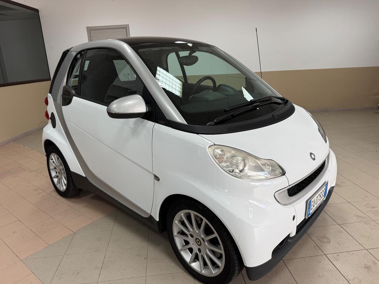 Smart ForTwo 1000 52 kW coupé passion