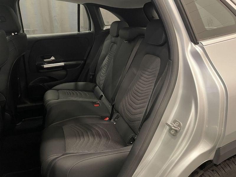 Mercedes-Benz GLA GLA 180 Automatic Progressive Advanced