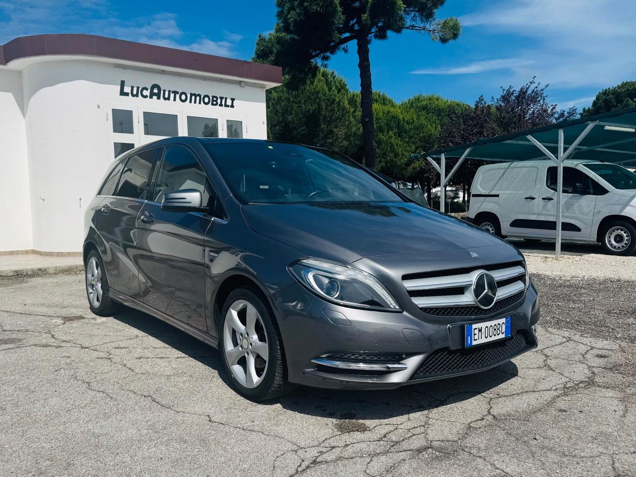 Mercedes-benz B 200 BlueEFFICIENCY Premium