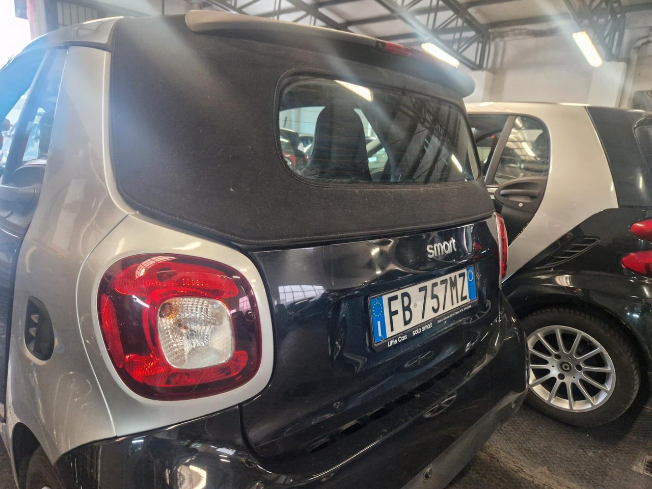 Passion cabrio strafull pelle navi telecamera sensori