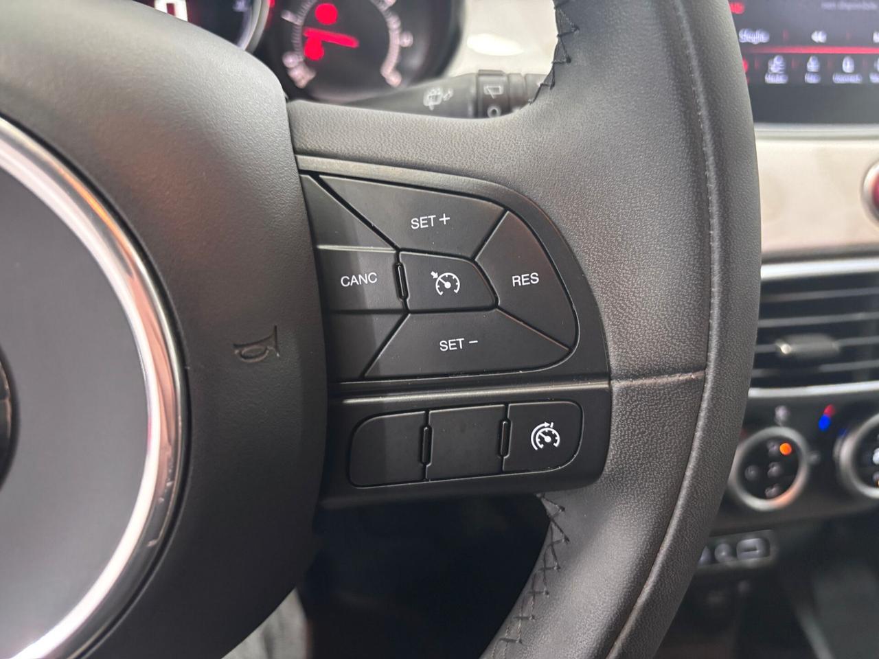 FIAT 500X 1.6 MJT LED-NAVI-RETRO