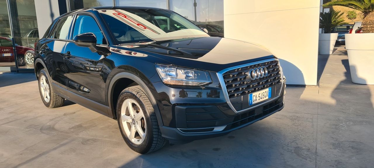 Audi Q2 30 TDI Business