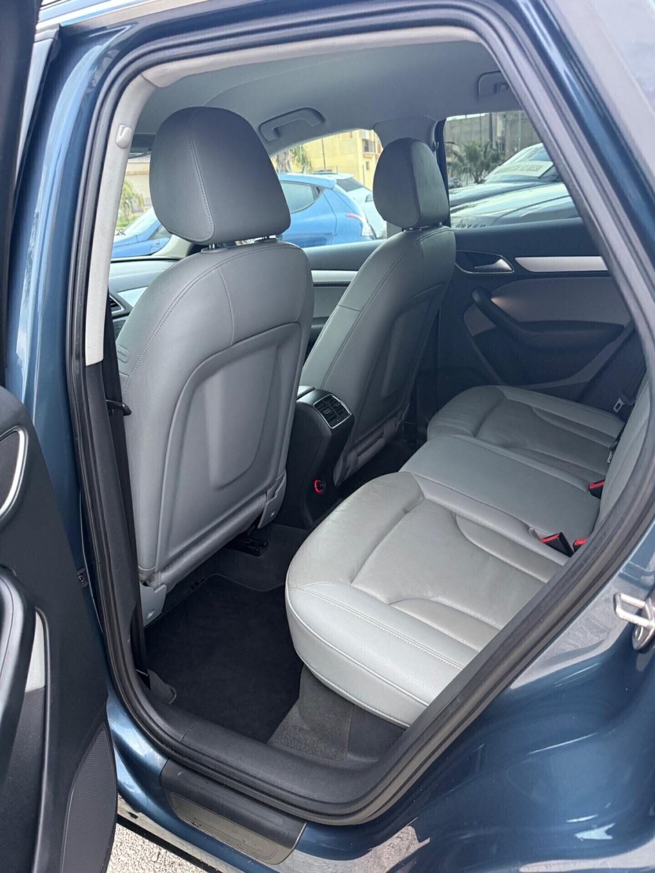 Audi Q3 2.0 TDI S tronic