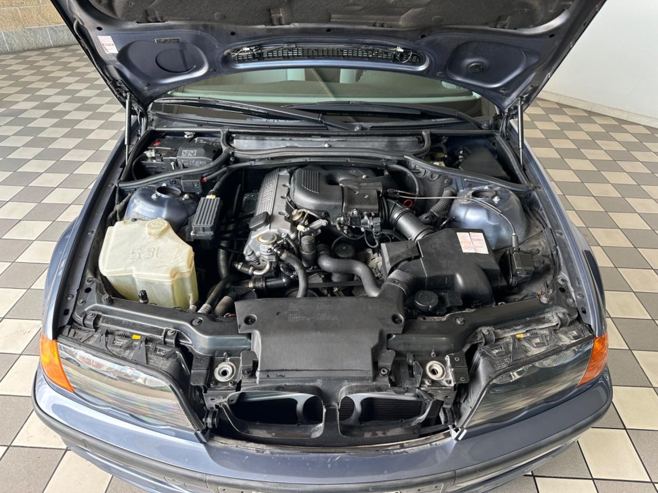 Bmw 318i cat 4 porte UNICO PRORIETARIO