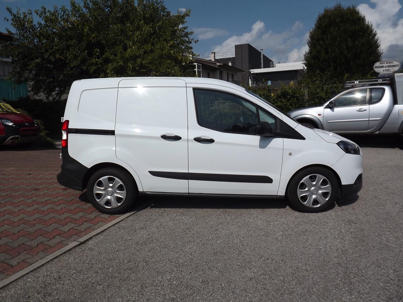 FORD TRANSIT COURIER 1.5 D