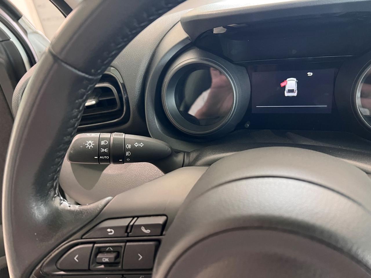 TOYOTA Yaris Cross 1.5 Hybrid 116 e-ctv CV Business