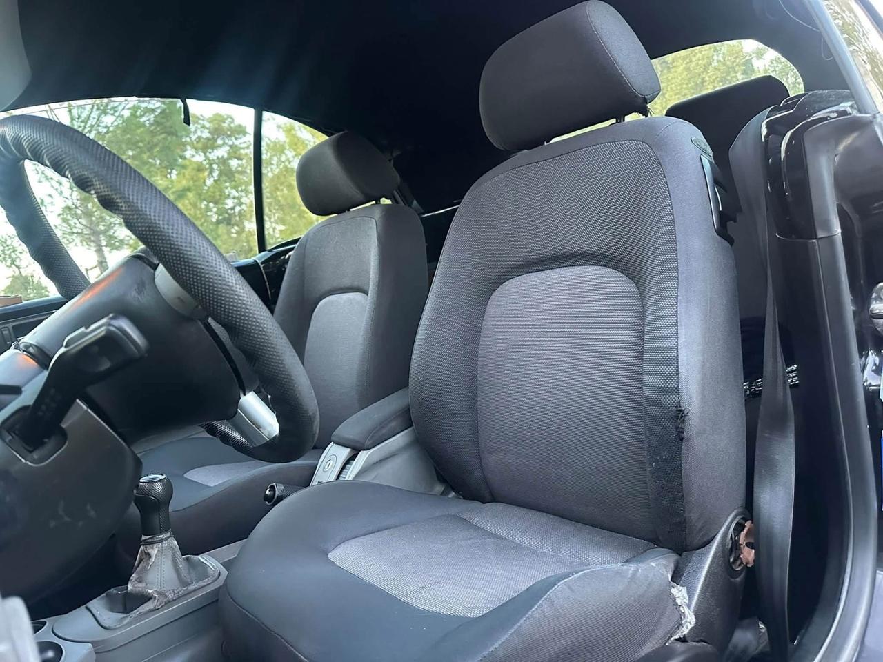 Volkswagen New Beetle 1.6 Cabrio