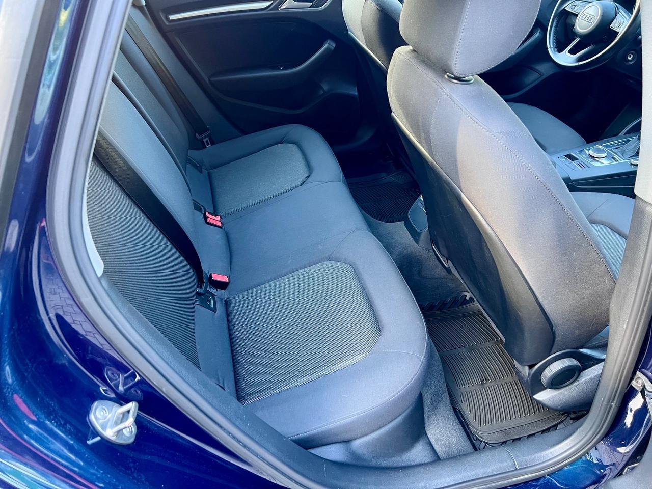 Audi A3 SPB 1.6 TDI S tronic Business