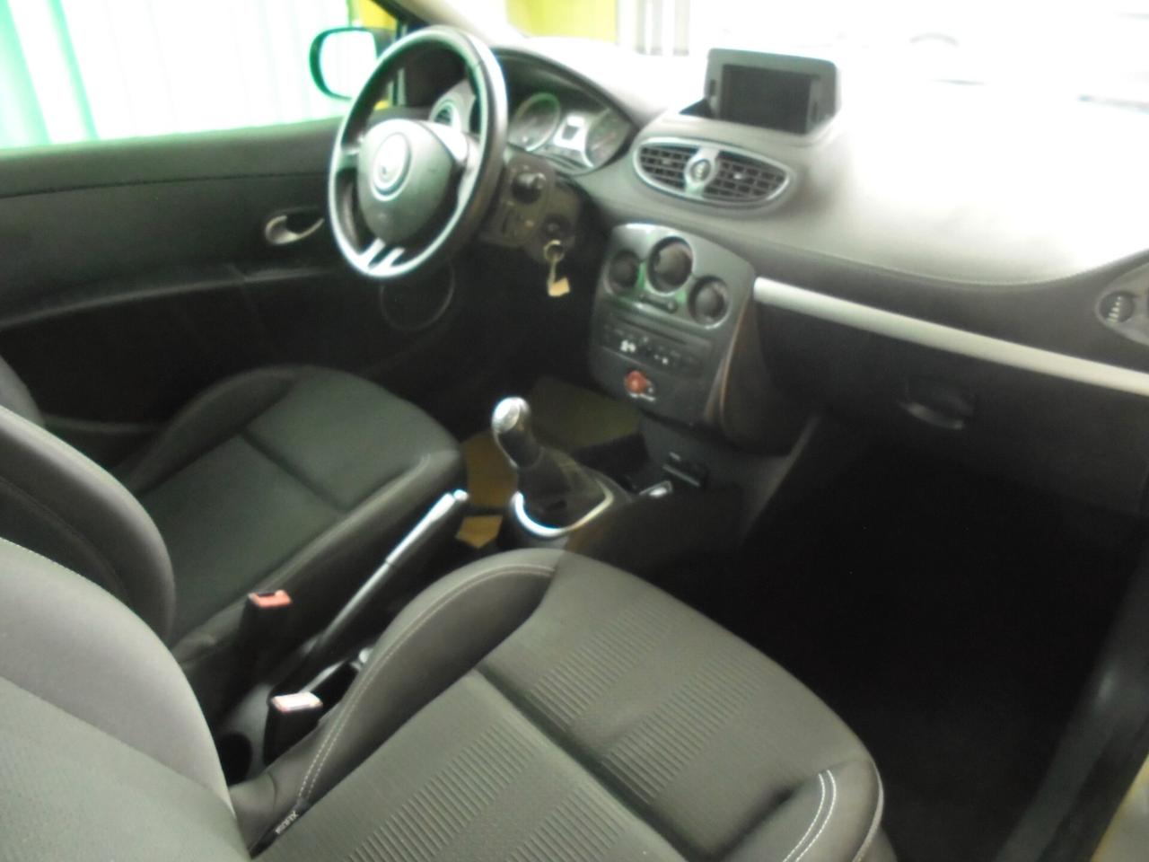 Renault Clio 1200 75 CV 20TH ANNIVERSARY