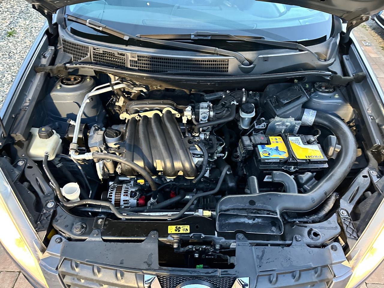 Nissan Qashqai 1.6 Benzina