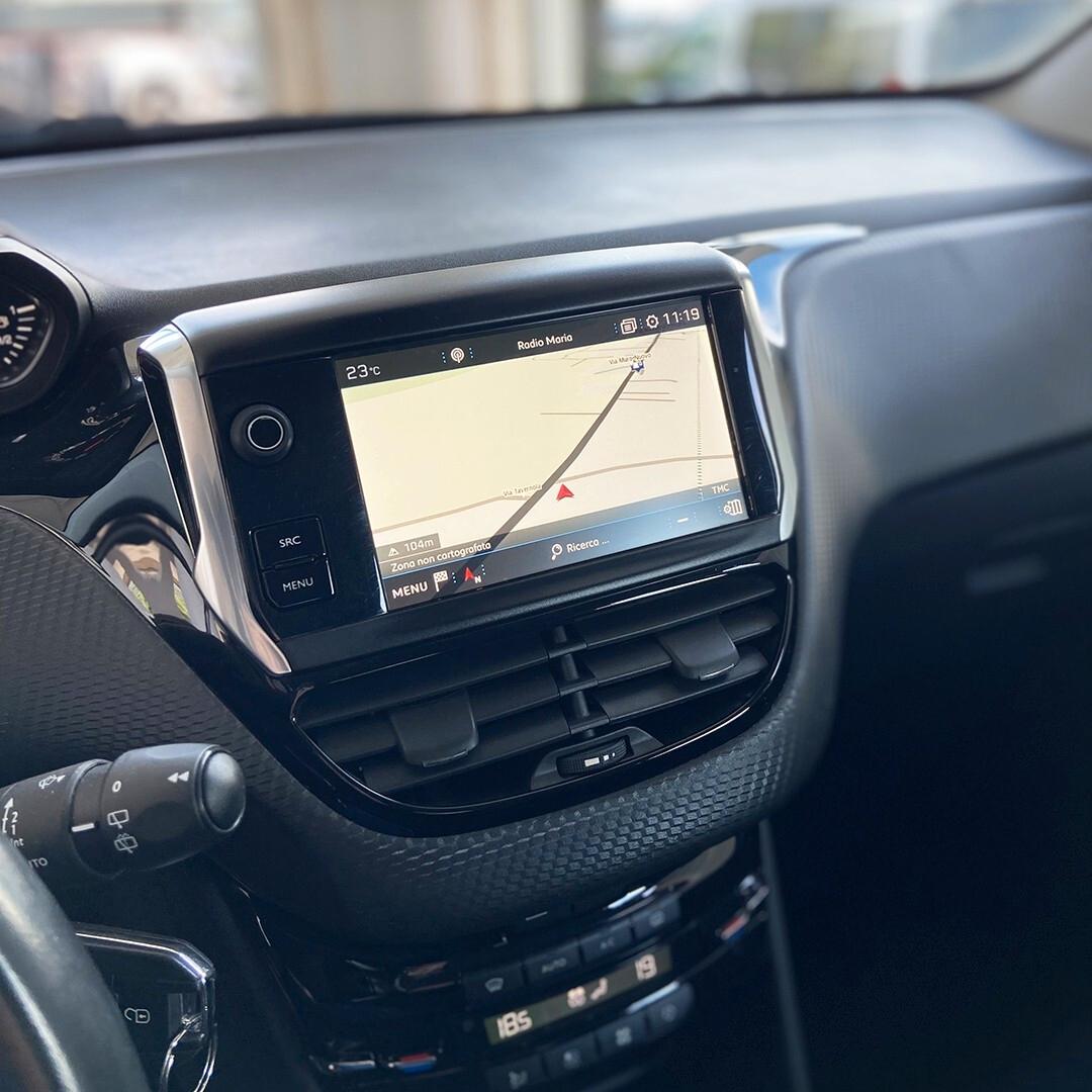 Peugeot 208 PureTech 82 5 porte Allure GPL