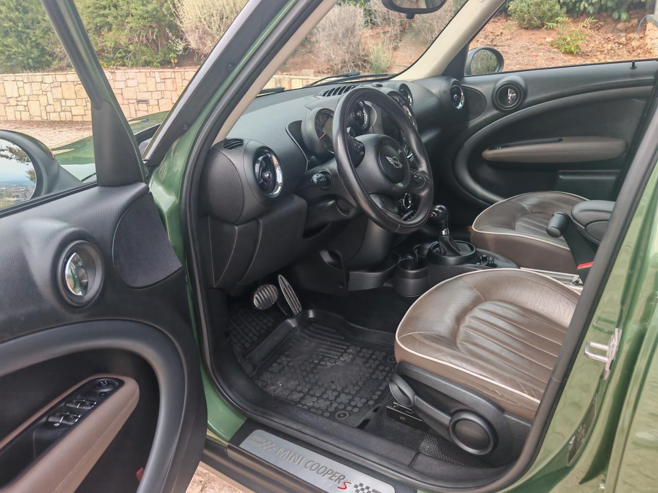 MINI Countryman Cooper SD 2.0 143 CV – Business XL (2016)