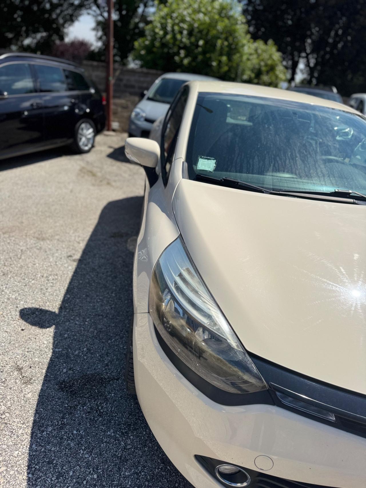 Renault clio
