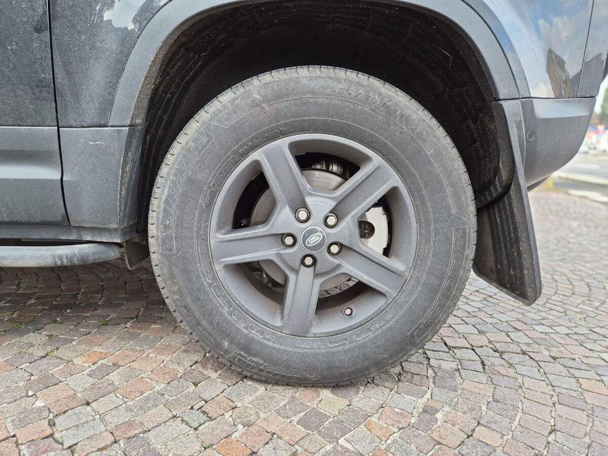 Land Rover Defender 90 3.0d i6 mhev X-Dynamic SE awd 200cv auto