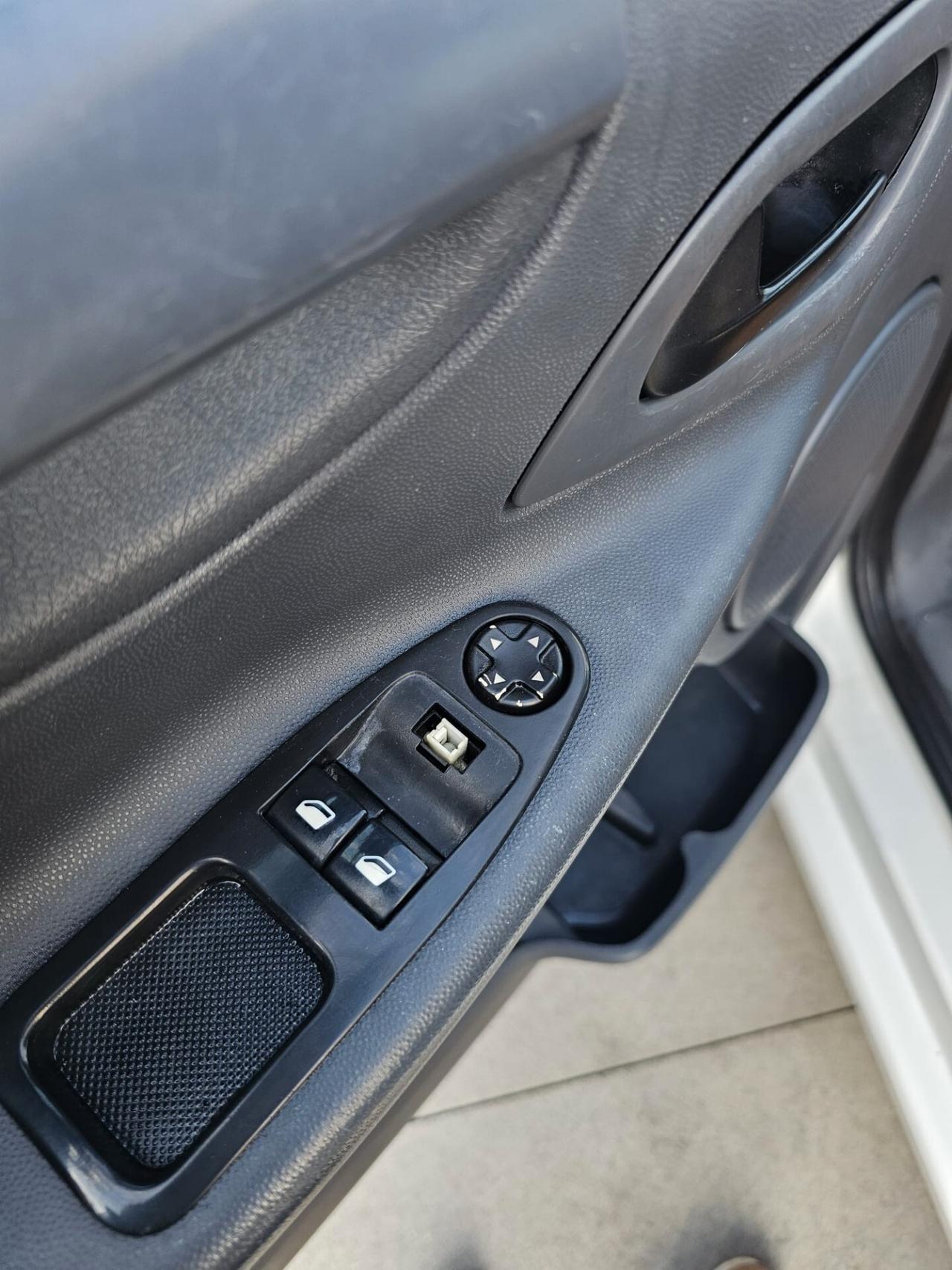 TOYOTA PROACE 2014 FURGONE 2.0D M L2H2 12 LOUNGE