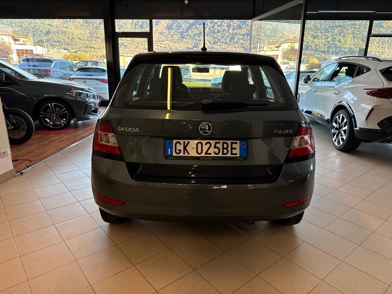 SKODA FABIA 1.0cc 60cv BENZINA NEOPATENTATI