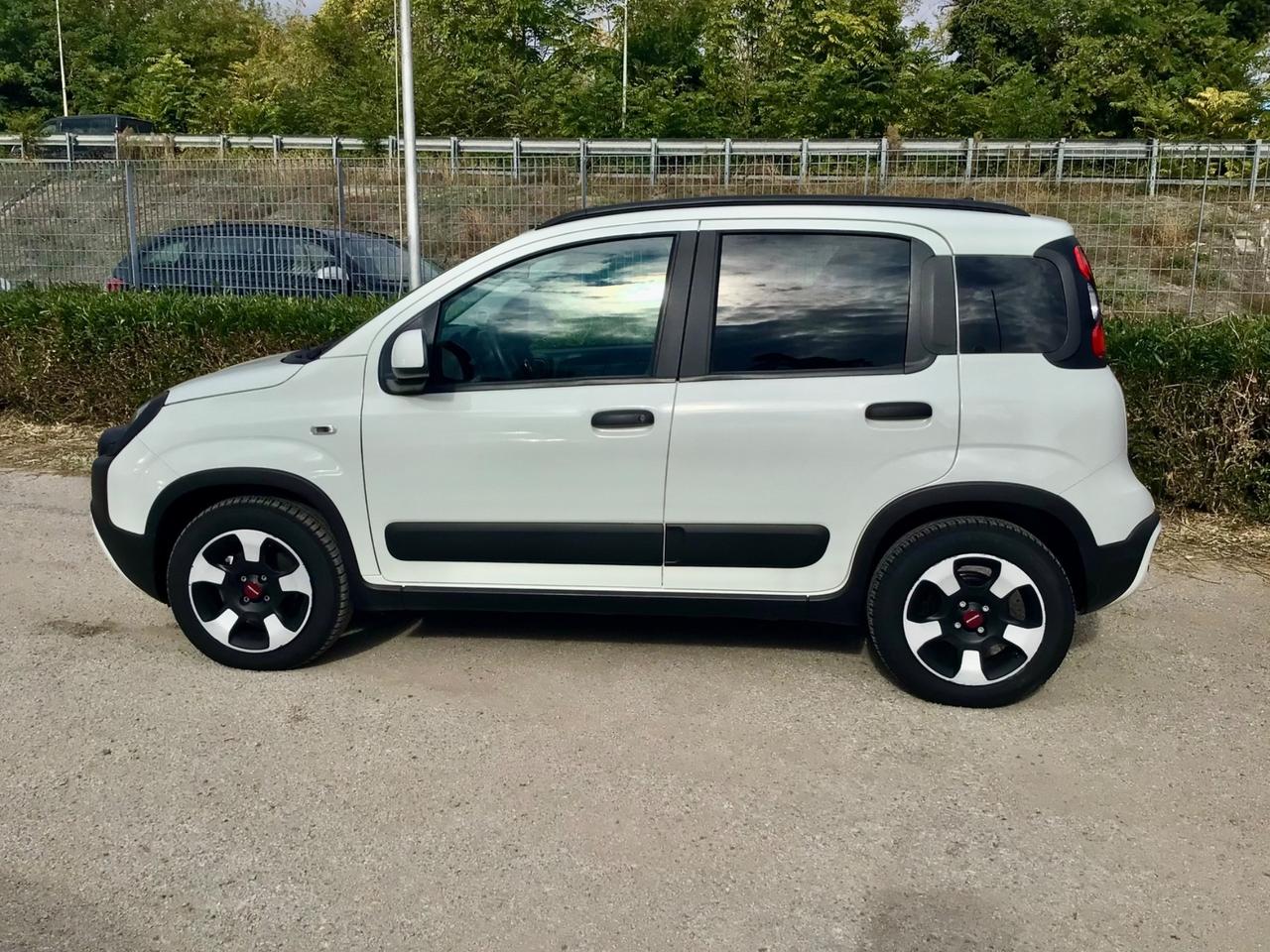 Fiat Panda Cross 1.0 FireFly 70 Cv Hybrid 5 Posti