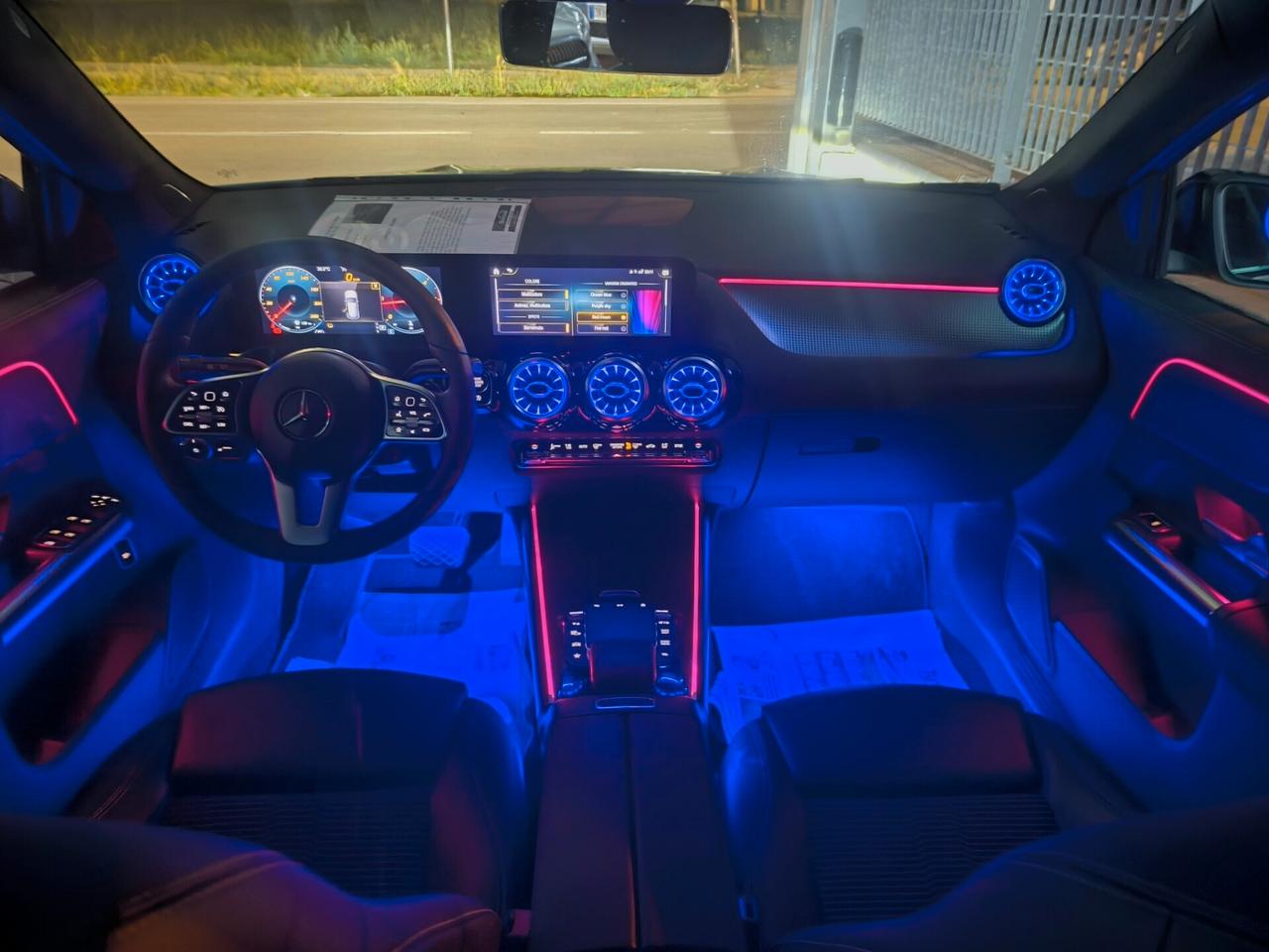 MERCEDES BENZ GLA 200 CDI 150cv SPORT PLUS LUCI AMBIENT