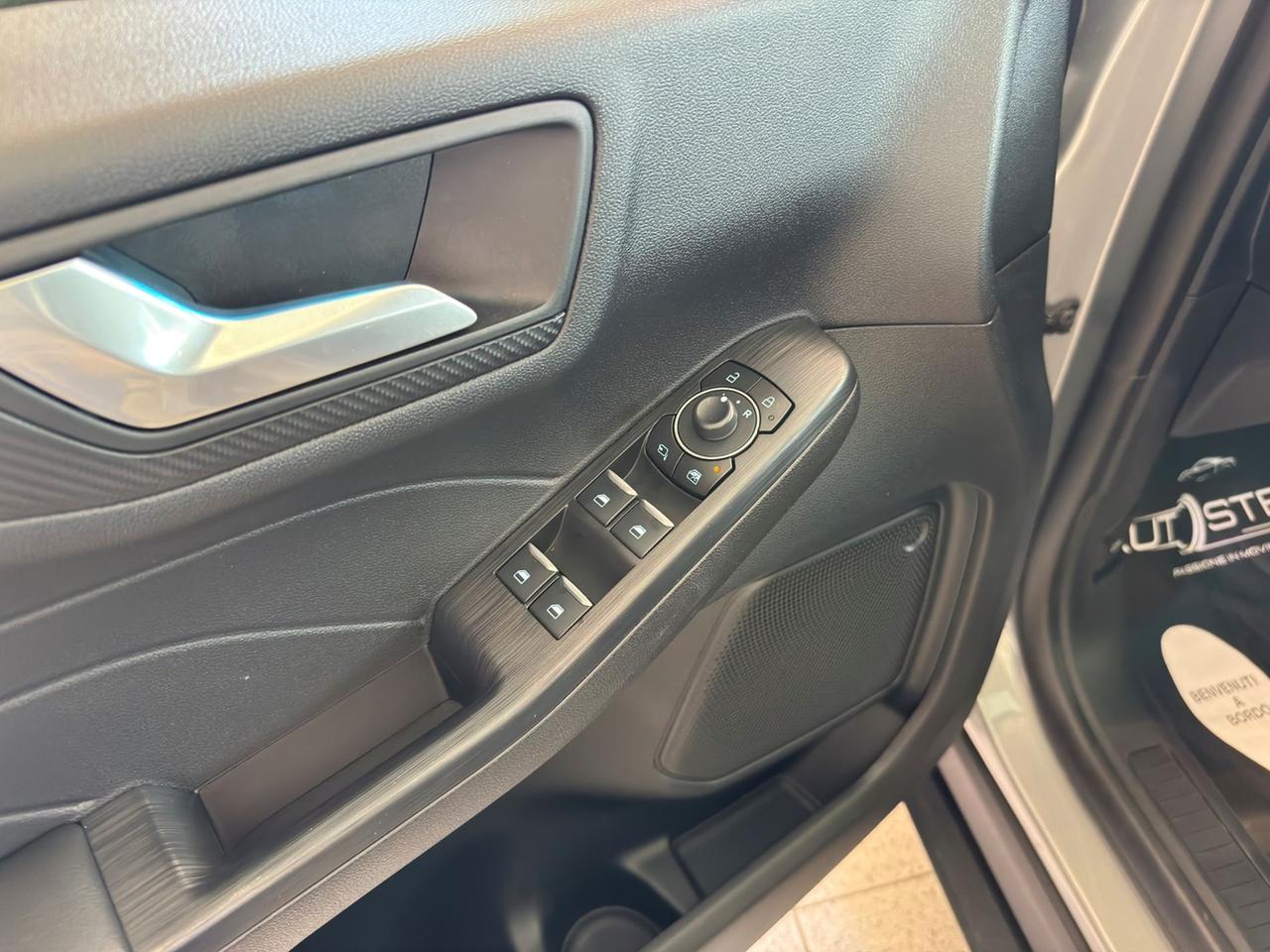 FORD Kuga IV 2024 2.5 full hybrid ST-Line 2wd 180cv auto - ANCHE NERA!