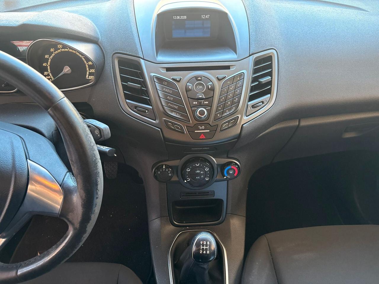 Ford Fiesta 1.5 autocarro 5 p.