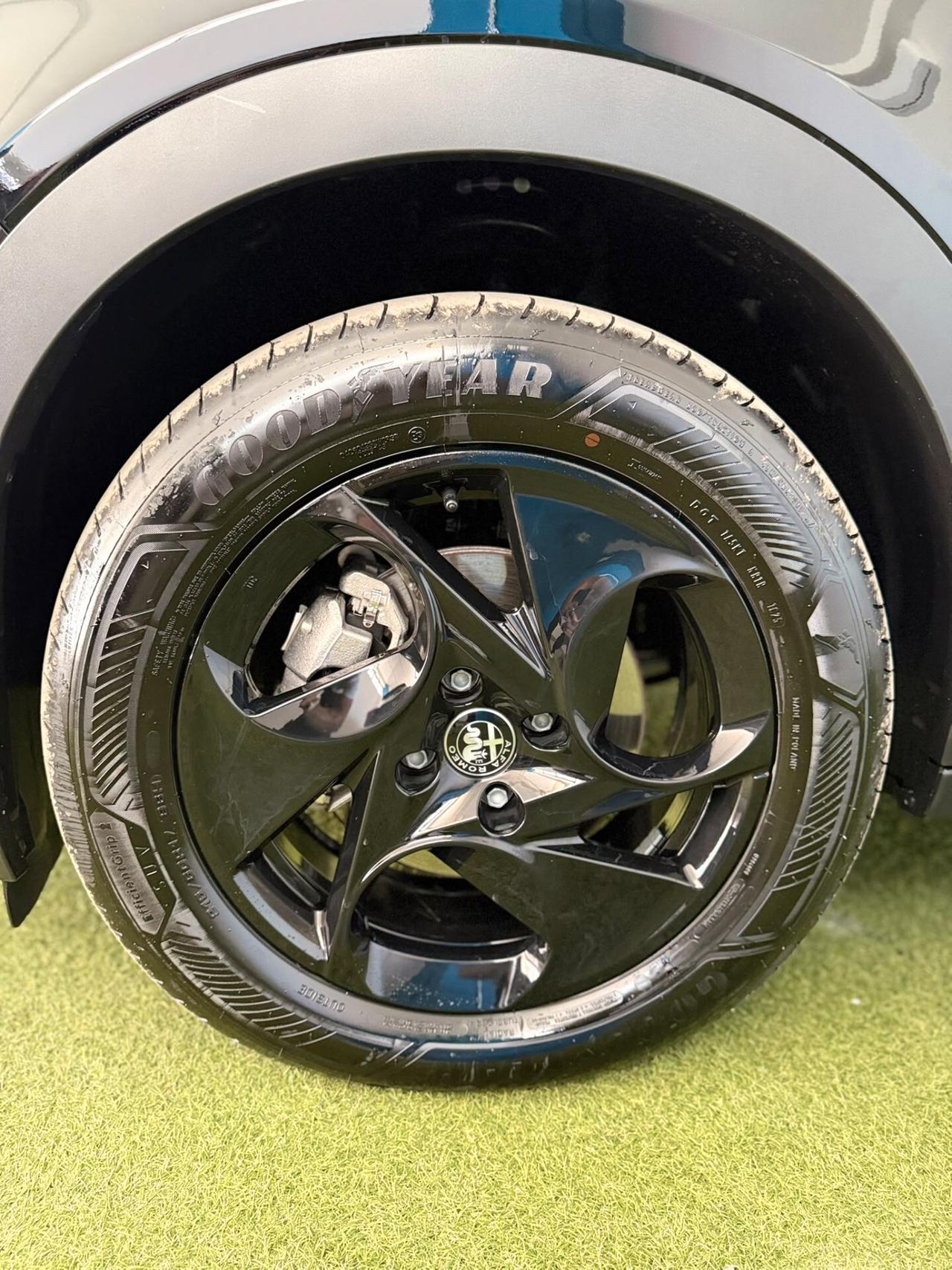 Alfa Romeo Junior 1.2 136 CV Hybrid eDCT6