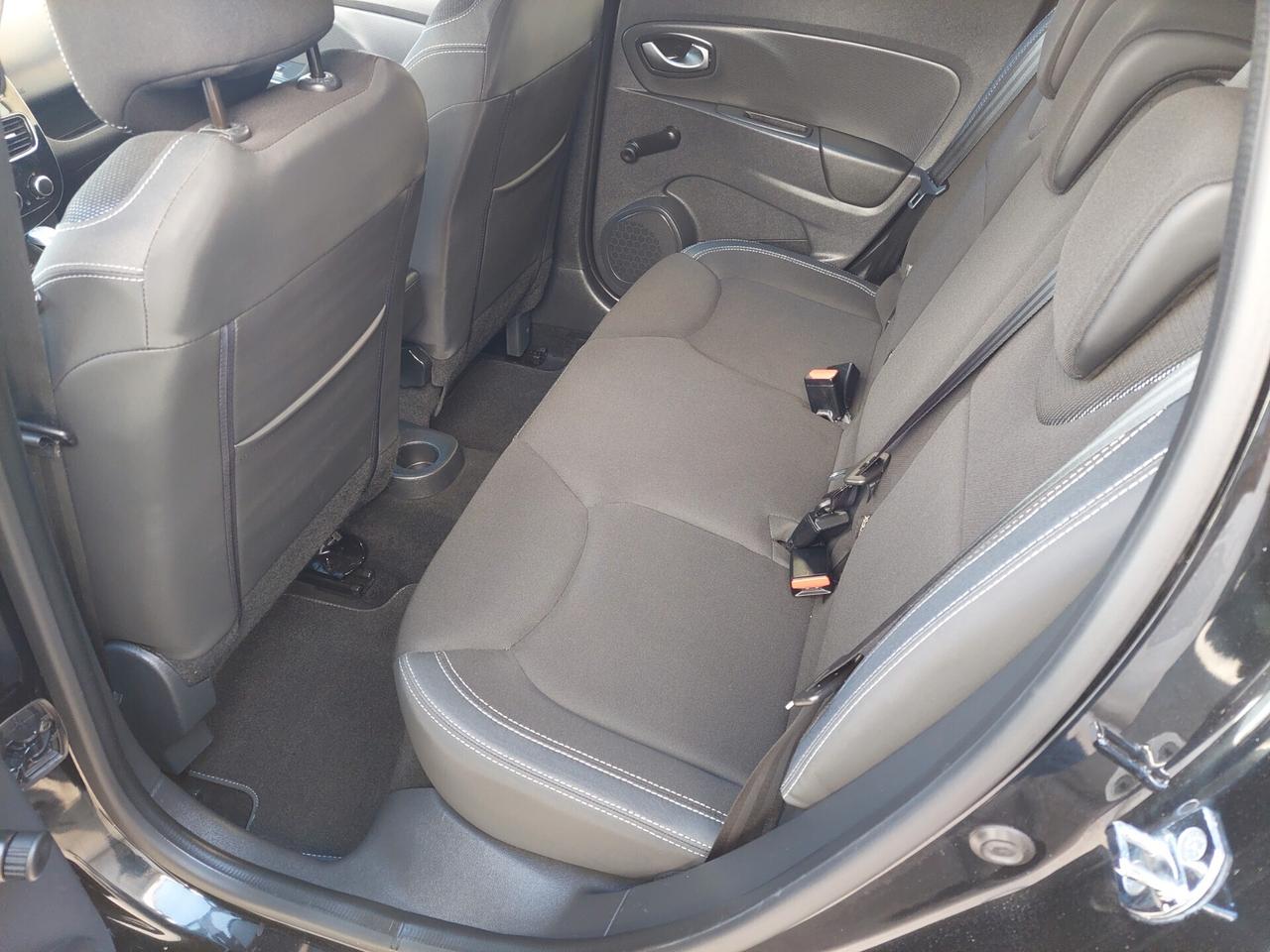 Renault Clio dCi 8V 75 CV Start&Stop 5 porte Energy Duel