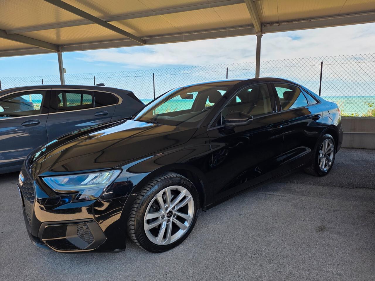 Audi A3 Sedan 35 TDI S tronic Business Advanced