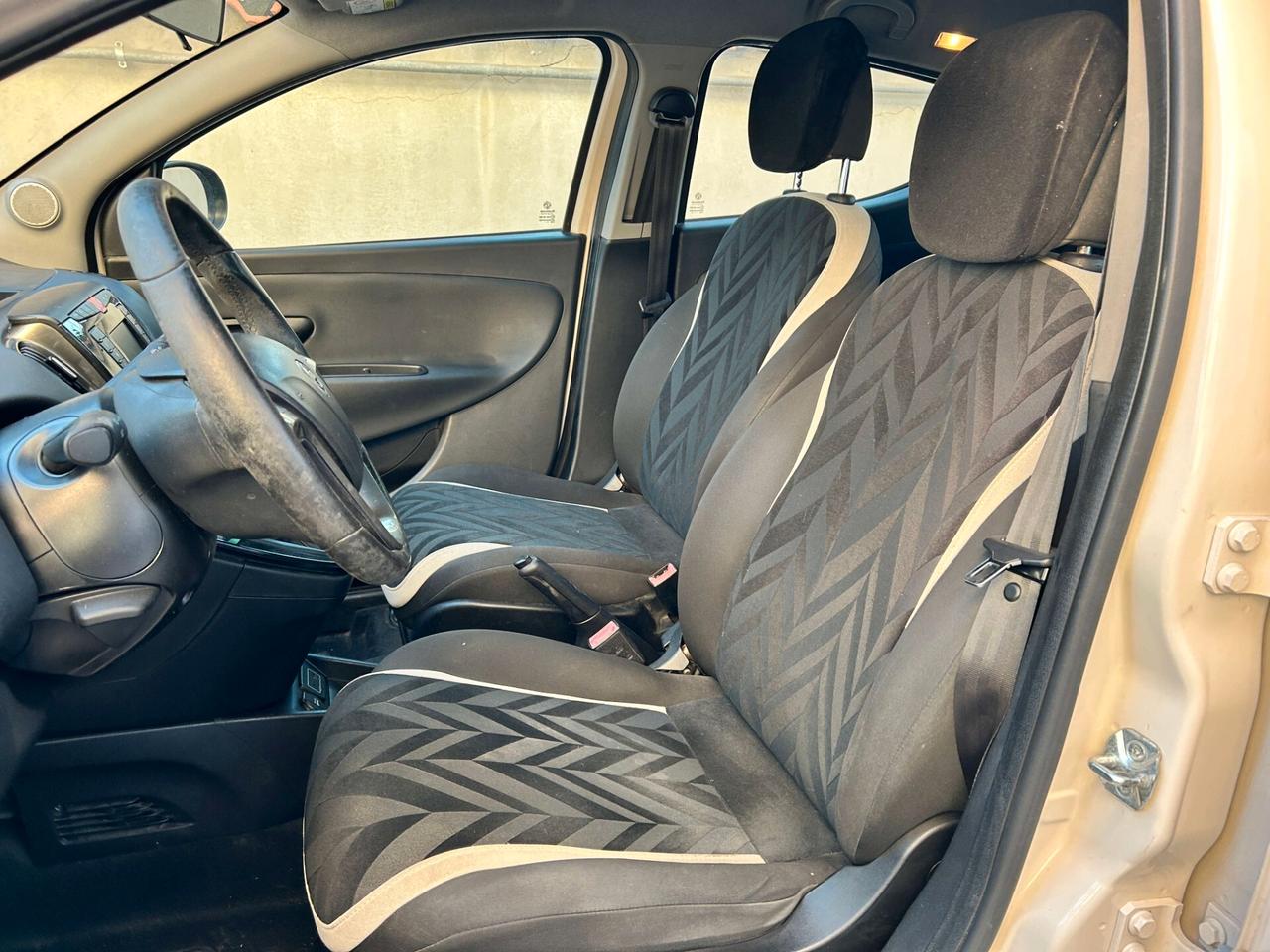 Lancia Ypsilon 1.2 Benz/GPL - 2016