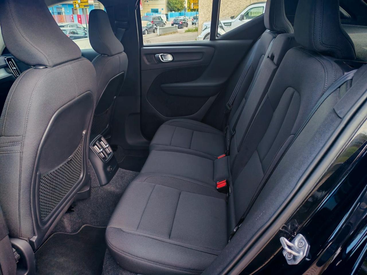 Volvo XC40 T4 Recharge Plug-in Hybrid R-design