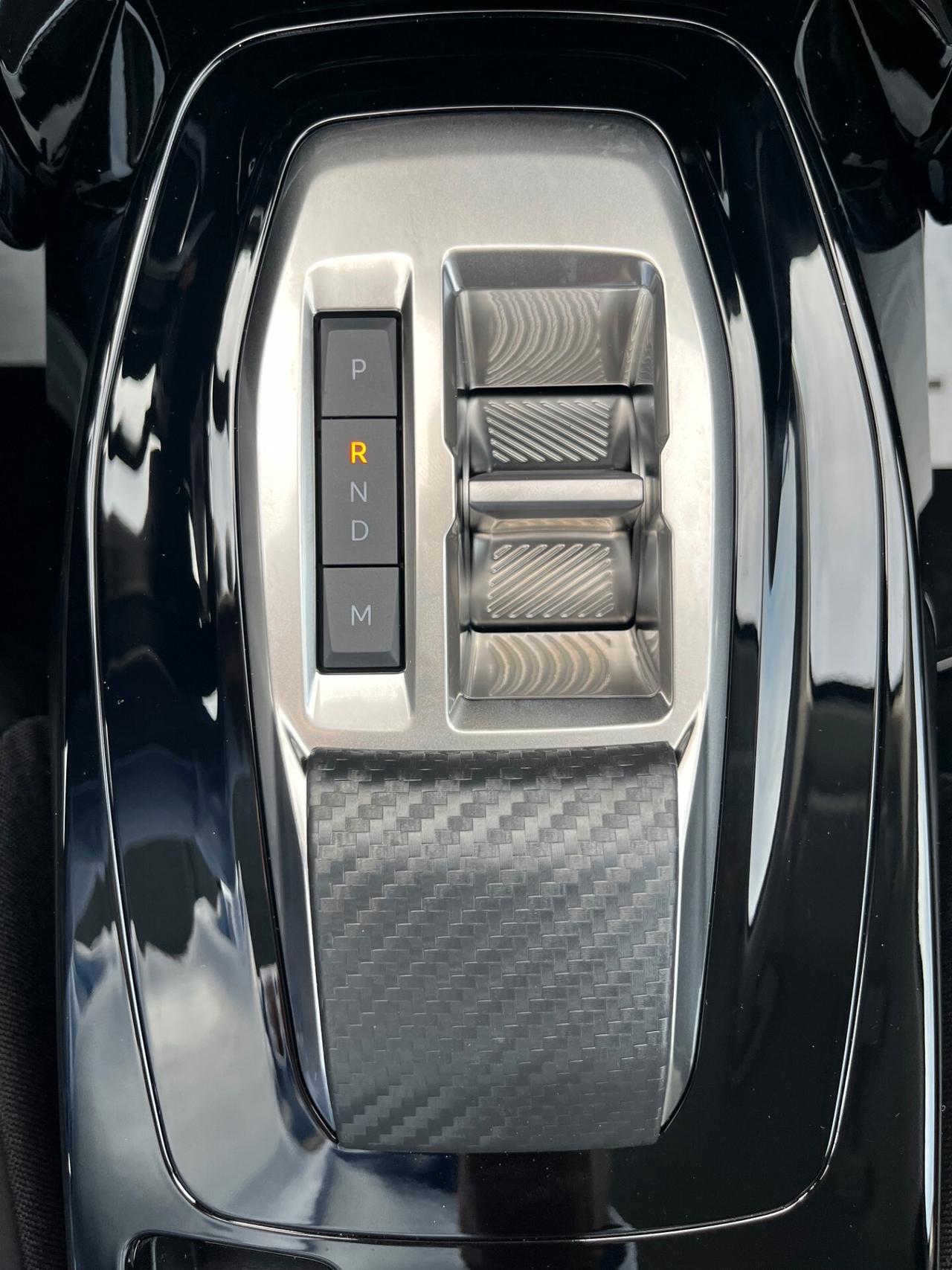 Peugeot 208 Hybrid 110 e-DCS6 Allure Automatic Km0