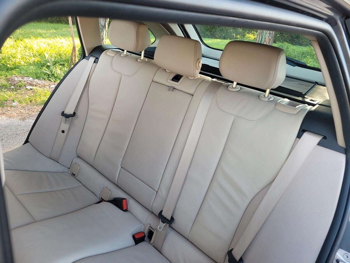 Bmw 320d xDrive Touring Modern