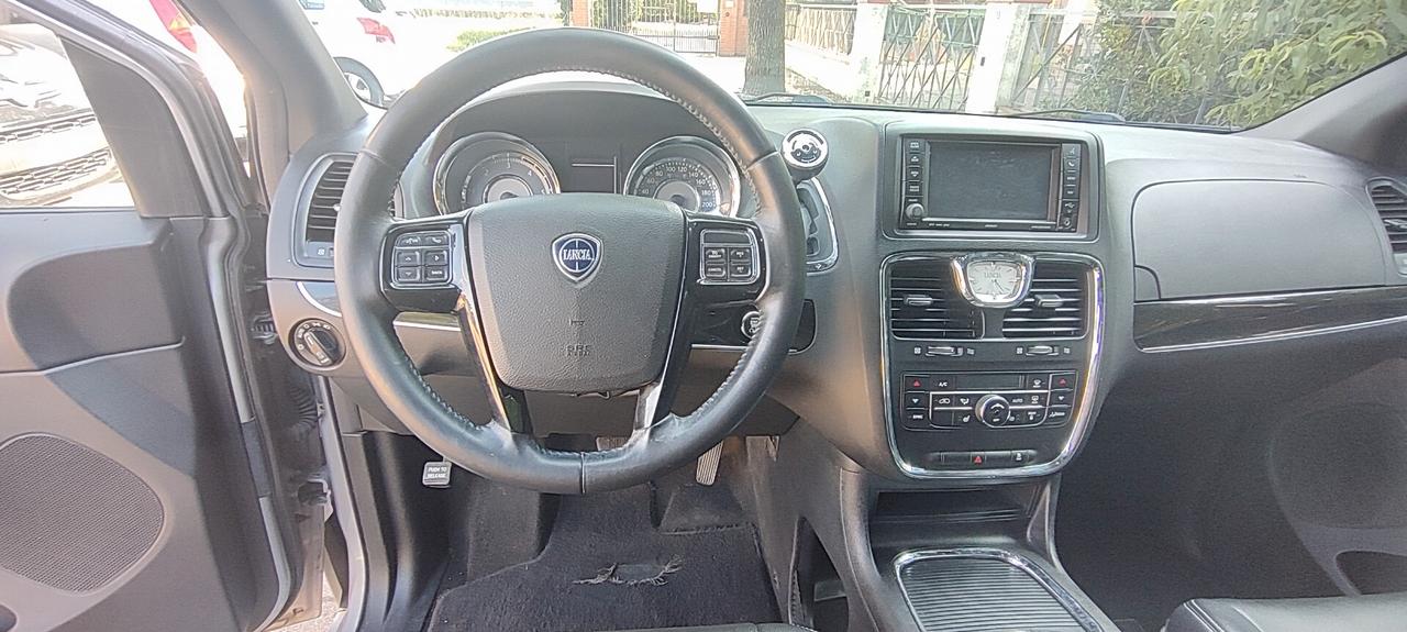 Lancia Voyager 2.8 Turbodiesel S 177 CV