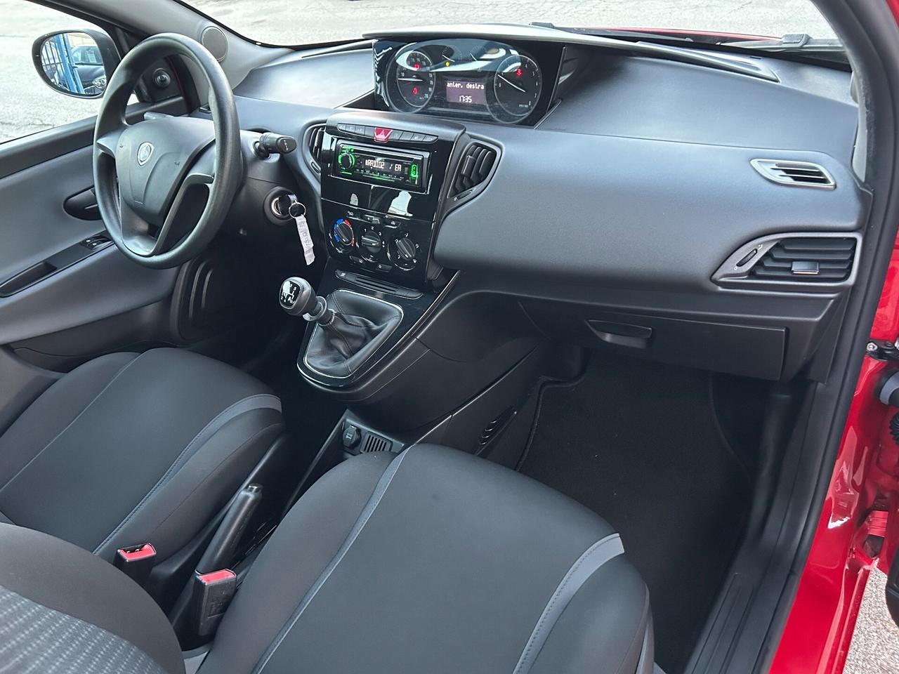 Lancia Ypsilon 1.2 benzina 69 cv 2016 54.000 km