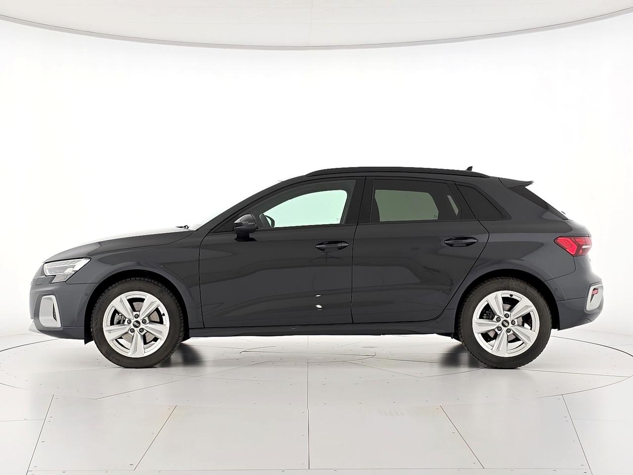Audi A3 allstreet 35 2.0 tdi business s-tronic