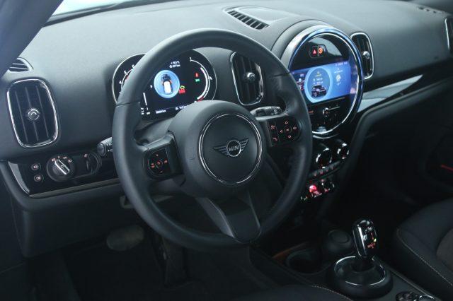 MINI Countryman 2.0 Cooper D Essential Countryman Black Exterior