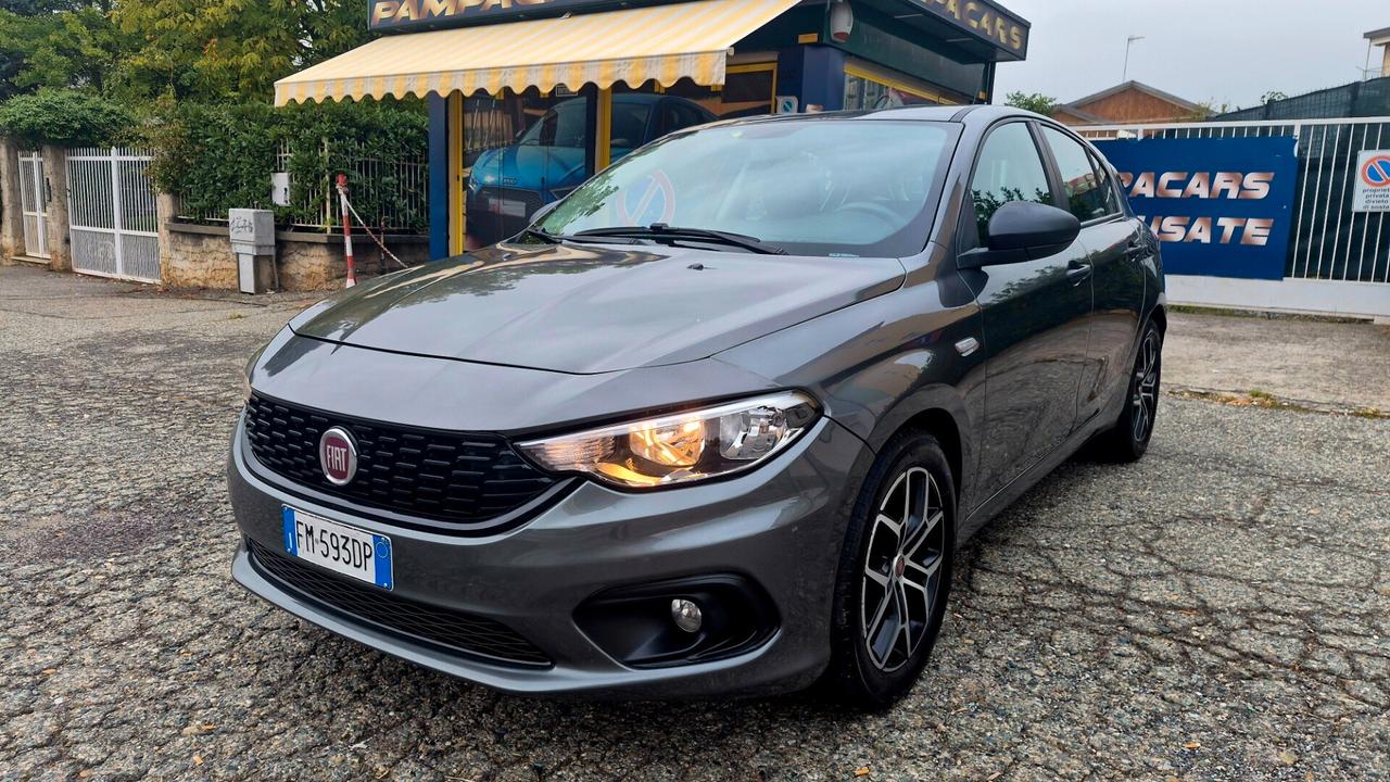 Fiat Tipo S.w Lounge 1.4 Benz . 95cv