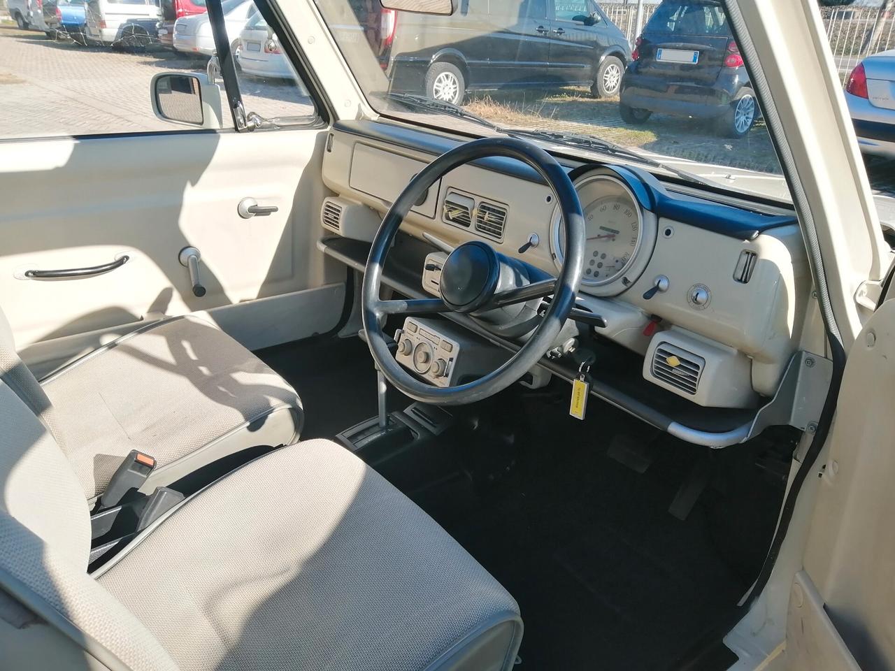 Nissan PAO 1.0 B - GUIDA A DESTRA