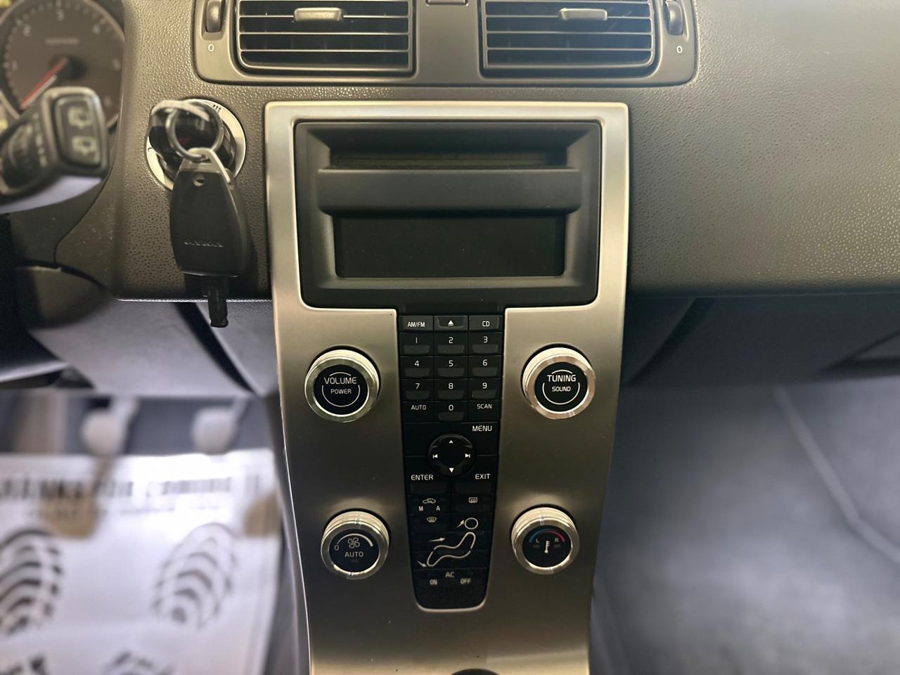 Volvo V50 2.0 D cat Summum OK NEOPATENTATI
