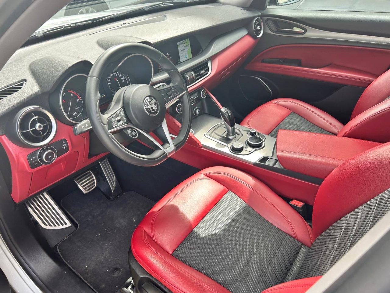 Alfa Romeo Stelvio 2.2 t B-Tech Q4 210cv auto