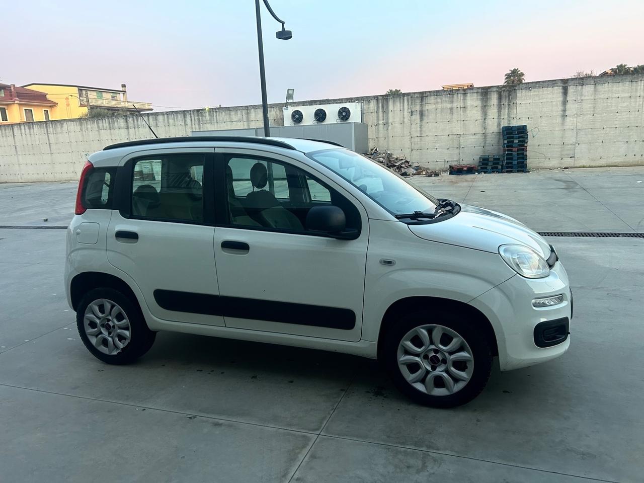 Fiat Panda 0.9 TwinAir Turbo Natural Power Lounge
