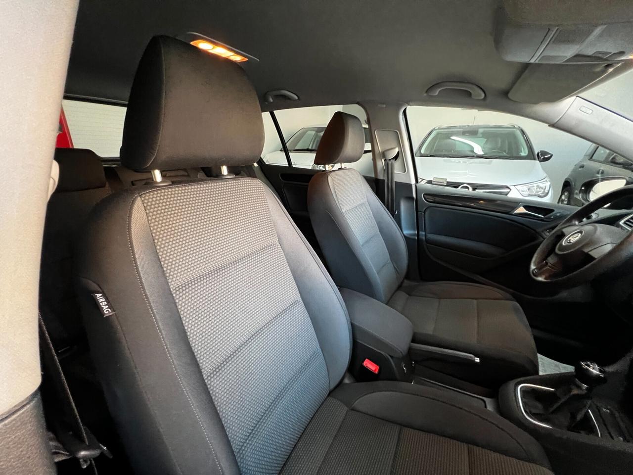 Volkswagen Golf 1.6 TDI DPF 5p. Highline