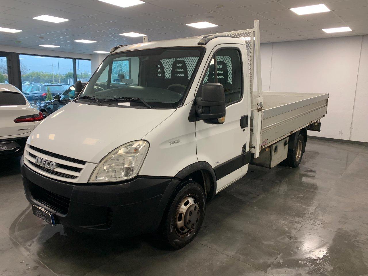 IVECO Daily Cassone Fisso 35 C 12 3 Posti