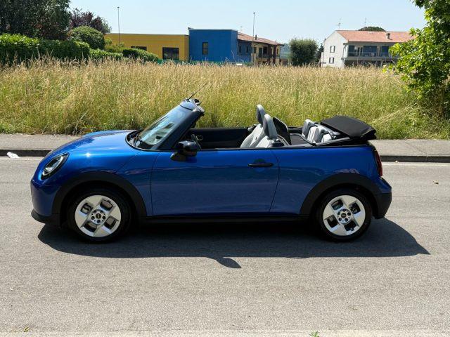 MINI Cooper C Cabrio Cooper C Classic Cabrio